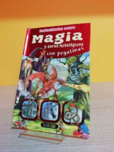 CURIOSIDADES SOBRE MAGIA Y SERES MITOLÓGICOS CON PEGATINAS
