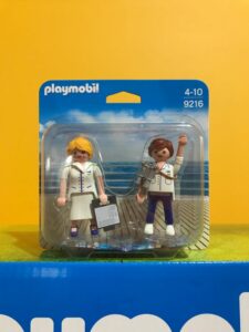 PLAYMOBIL 9216 CAPITAN DE BARCO Y AZAFATA