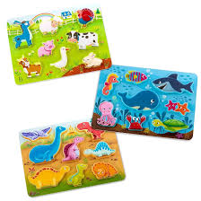 B.Toys peek & explore puzzle de encaje surtidos