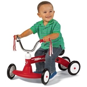 Correpasillos scoot about Radio Flyer